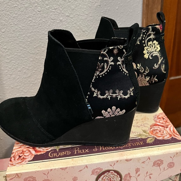 Toms Kelsey Boot - Picture 2 of 5